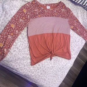long sleeve top size large.